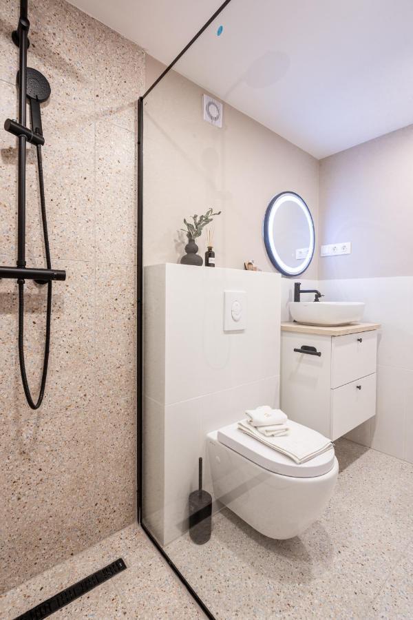 Kl35- Boutique Apartments, Best Location. By Bqa بودابست المظهر الخارجي الصورة